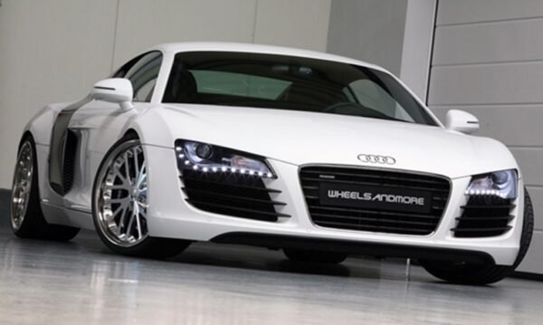 Audi R8 Coupe - Image 3
