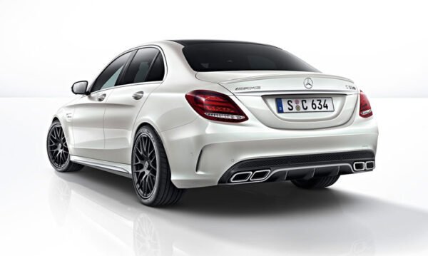 Mercedes C63 AMG - Image 2
