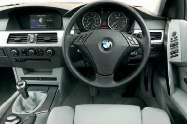 BMW 520i - Image 3
