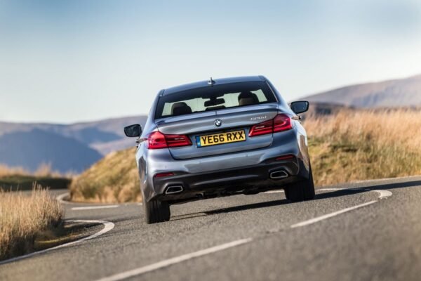 BMW 520 - Image 2