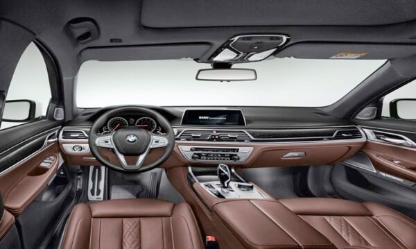 BMW 7 Series - Image 4