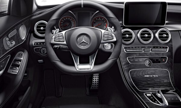 Mercedes C63 AMG - Image 3