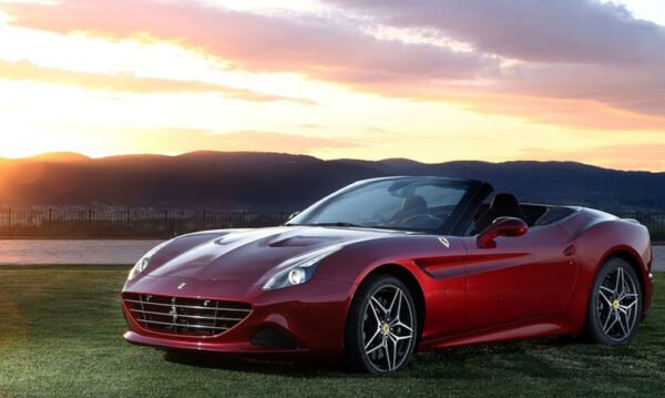 Ferrari California T - Image 2