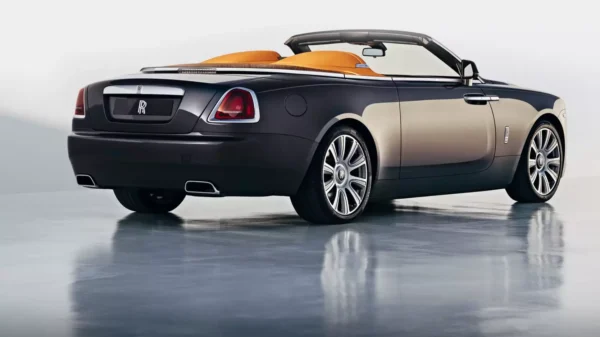 Rolls-Royce Dawn - Image 4