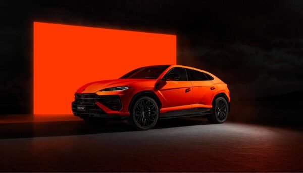 Lamborghini Urus - Image 4